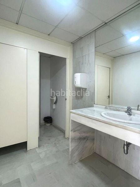 Foto bb4143db-08ae-4d34-b9da-aaf235e4982d. Local comercial a Palomares del Río