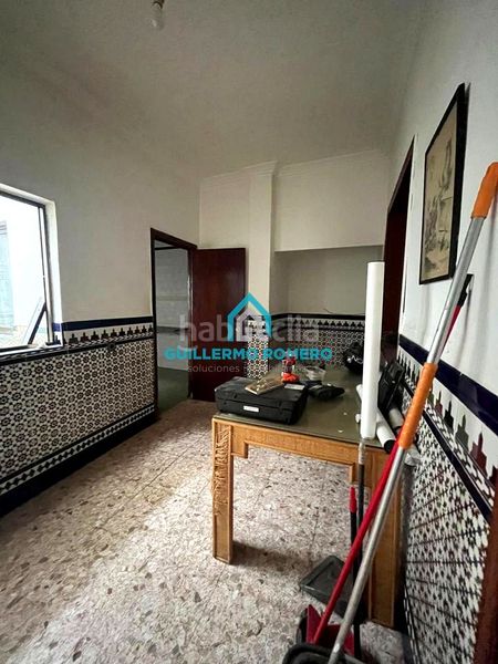 Foto 3cbcdf40-835e-4050-a907-7e4a03e9ad09. Casa a Puebla del Río (La)