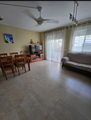 Maison jumelée à Playa-Ben Afeli. Precioso adosado cerca de la playa tres habitaciones tres baños