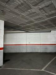 Parking coche en Llefià. La casa agency presenta espaciosa plaza de parking en venta en l