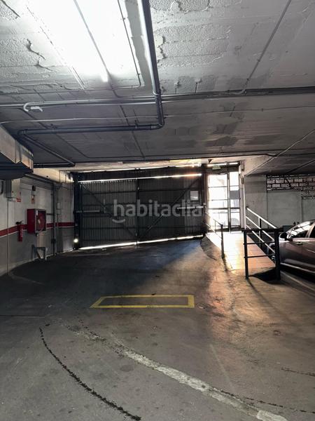 Foto 4f0b7821-cd97-4adf-88c5-a6358f3fe135. Parking voiture dans Llefià Badalona