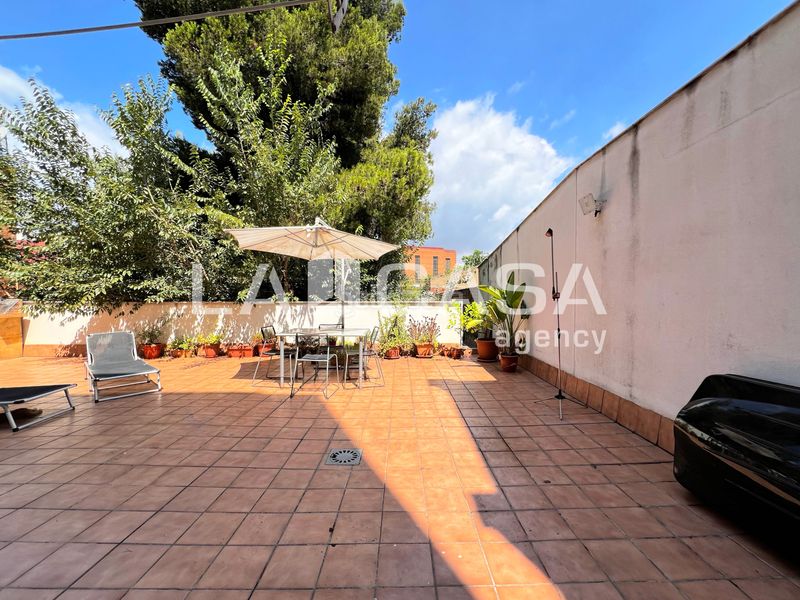 Foto f727d9c6-b8a7-44fe-87e2-bbe2578b9dbe. Pis a La Salut Badalona
