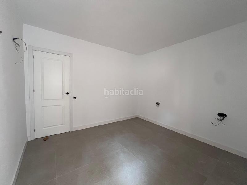 Foto f9d306a1-5cf1-424a-8199-7ae4ef21a901. Piso oportunidad en la zona.! en La Gavarra Cornellà de Llobregat