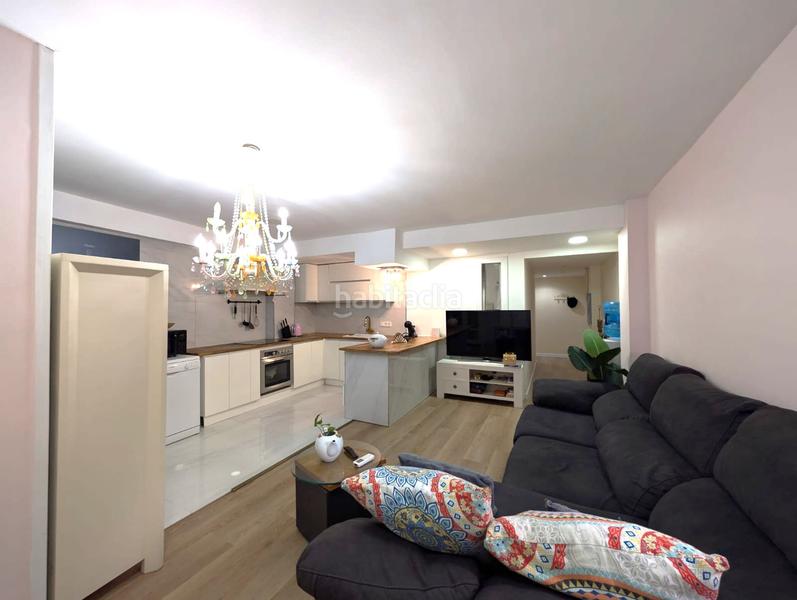 Foto abf84fe3-bce3-4f3a-a470-a93312d825f2. Piso oportunidad en la zona.! en La Gavarra Cornellà de Llobregat