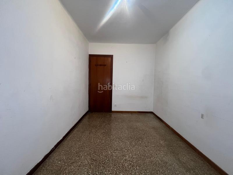 Foto 5af378b4-0608-457b-8531-259ea25cbdf7. Piso oportunidad en la zona.! en La Gavarra Cornellà de Llobregat