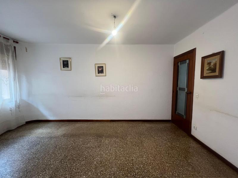 Foto 77649433-6b21-4f84-b056-2b71a0efc816. Piso oportunidad en la zona.! en La Gavarra Cornellà de Llobregat