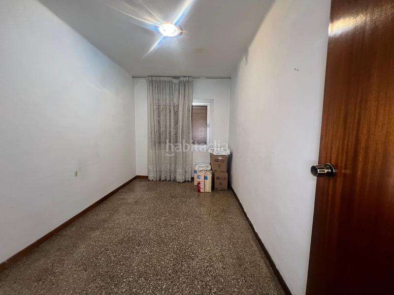 Foto 87ca95ff-050b-4615-826e-1917873ffea9. Piso oportunidad en la zona.! en La Gavarra Cornellà de Llobregat