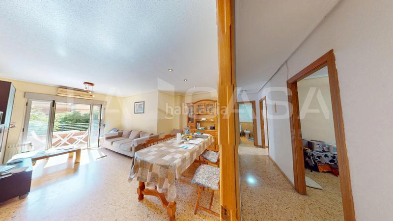 Foto b189e542-9712-4834-84b1-a58fd871dd8b. Piso oportunidad en la zona en Aiora Valencia