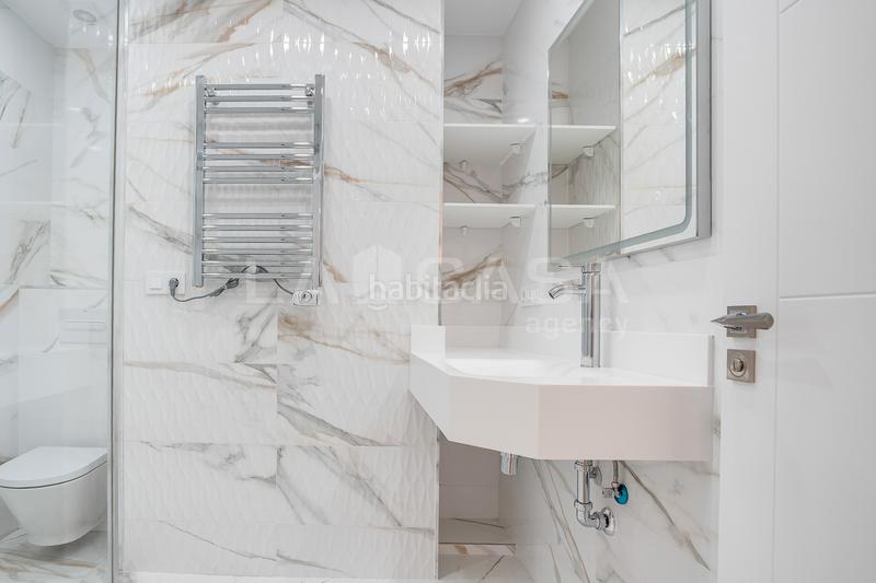 Foto cd22a5b0-d9e3-47fc-8490-013b26fb4728. Etagenwohnung in Provençals del Poblenou Barcelona