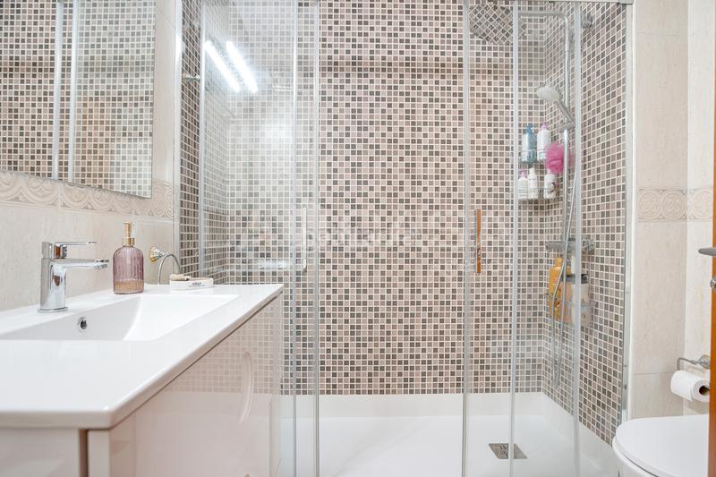 Foto 549f50bb-006e-41de-a6ea-61a81e00b406. Piano terra con parcheggio piscina in Canovelles