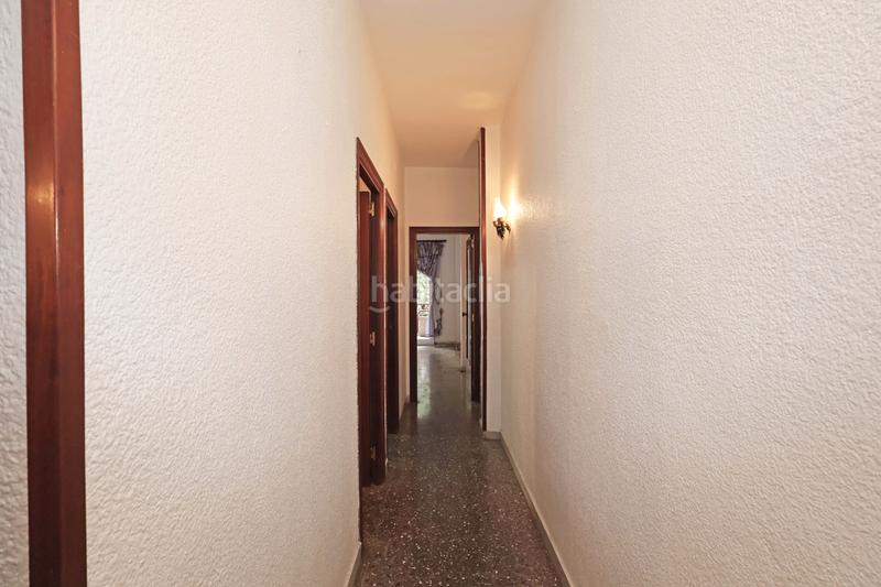 Foto a682f32d-ca1f-4e57-8f4b-61106e2ec15e. Etagenwohnung mit parking in La Plana Esplugues de Llobregat