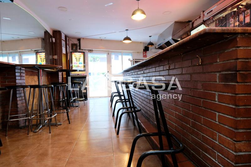 Foto 18266da9-c7ef-4b36-9869-bedda8cfa755. Business premise in Porta Barcelona