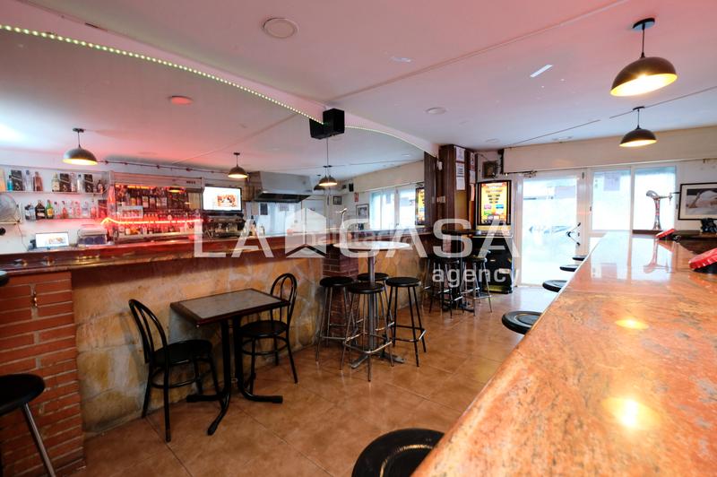 Foto e7ba0bd2-4a17-4a0c-9b34-2ccbd6ce3fed. Business premise in Porta Barcelona