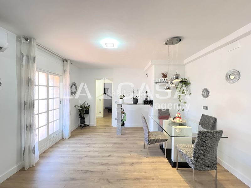 Foto b68e97f9-9d9f-4e3d-ba5e-6897f8fcb431. Àtic a Prosperitat Barcelona