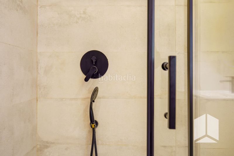 Foto 9e15d44e-a209-48fc-88f8-508ae59d9b9d. Pis amb aparcament piscina a Baixador Castelldefels