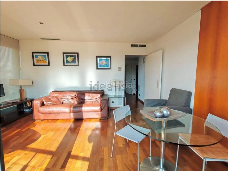 Foto dd031983-0bd3-46a7-bd1a-749c721524c5. Pis a Provençals del Poblenou Barcelona