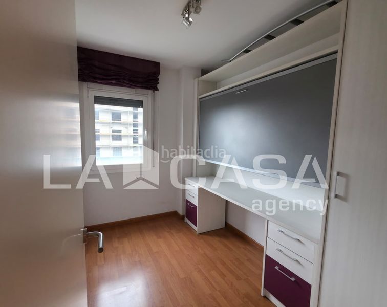 Foto 665e8200-4fc2-454b-a8eb-181a84a89ec3. Pis amb piscina a Can Gambús Sabadell