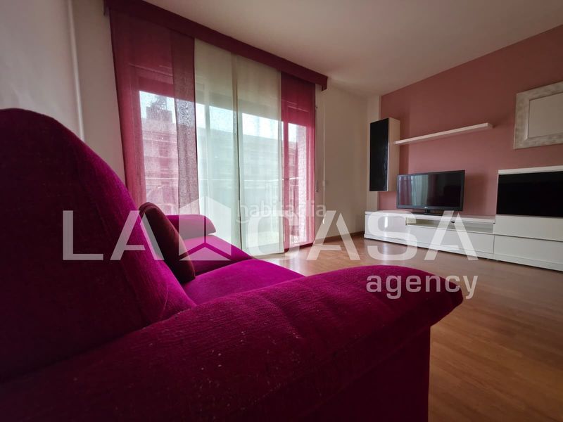 Foto bcd892c7-15e3-4087-ae95-6193206f5129. Pis amb piscina a Can Gambús Sabadell