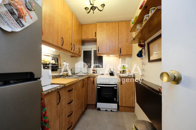 Foto 5f363830-c9a1-4843-8d01-3837b94204d2. Pis a Turó de la Peira Barcelona