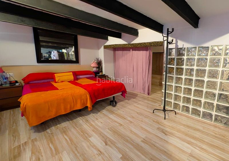 Foto cf9fbbcb-b843-494c-b8e8-dfc7b9aba5e4. Dúplex a Fort Pienc Barcelona