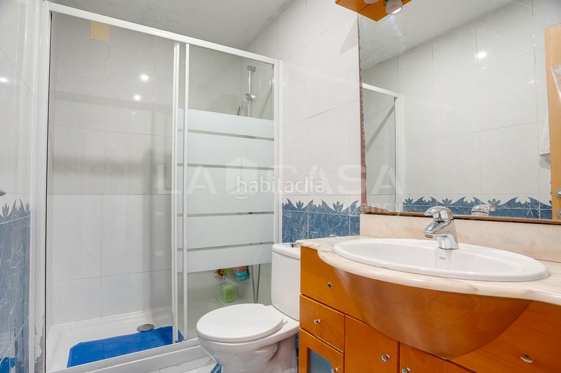 Foto d0620ec1-eca2-469d-9114-7615e49629ff. Casa adossada amb calefacció aparcament a Besòs - Maresme Barcelona