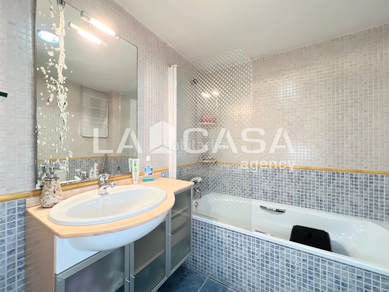 Foto d8dd3d12-977e-4523-a4b9-a28afc65e08a. Pis amb calefacció a La Salut Badalona