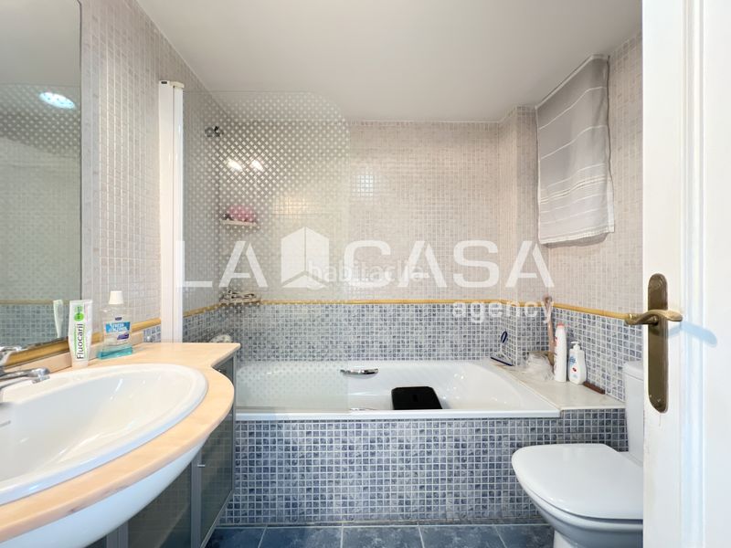 Foto f97c30e1-1640-4668-807d-1835c6178367. Pis amb calefacció a La Salut Badalona
