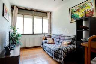 Pis a Sant Ildefons. Oportunidad unica piso exterior con 3 habitaciones y ascensor