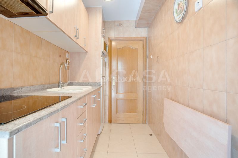 Foto a26345d9-d828-49c9-90ae-cc523ce77899. Pis amb calefacció a Sant Ildefons Cornellà de Llobregat