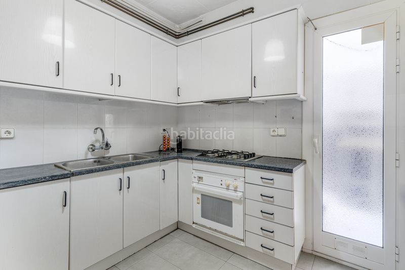Foto dfd7695d-dbc1-4385-adf5-ff983d40da72. Pis a Congrés - Indians Barcelona