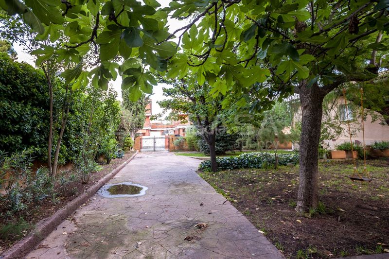 Foto 4bdf4ab4-881f-41ee-9bc5-73995077a859. Casa amb aparcament a Montmar Castelldefels