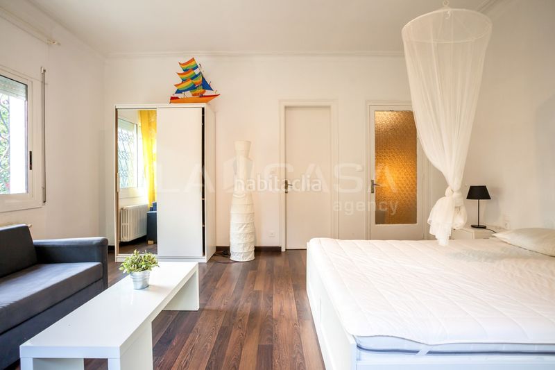 Foto 7917ff74-dca4-4002-9476-ba373454ebc5. Casa amb aparcament a Montmar Castelldefels