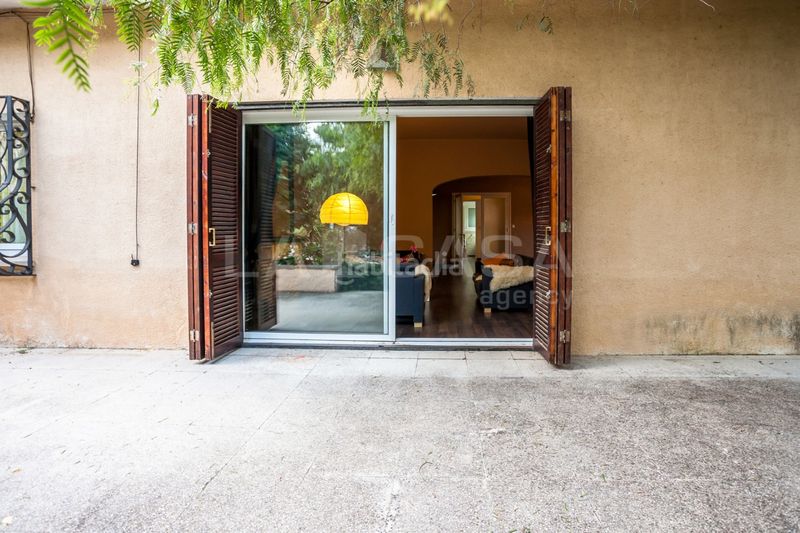 Foto d06eec9c-6c16-4f78-a01e-2b789ec977ce. Casa amb aparcament a Montmar Castelldefels