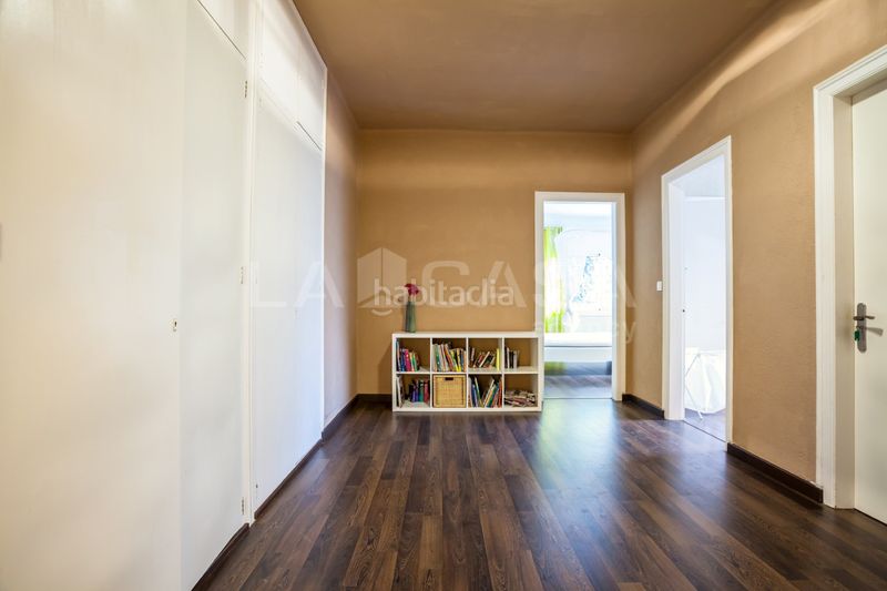 Foto f9c7a70b-4854-4b92-b2b4-fee825e4d73e. Casa amb aparcament a Montmar Castelldefels