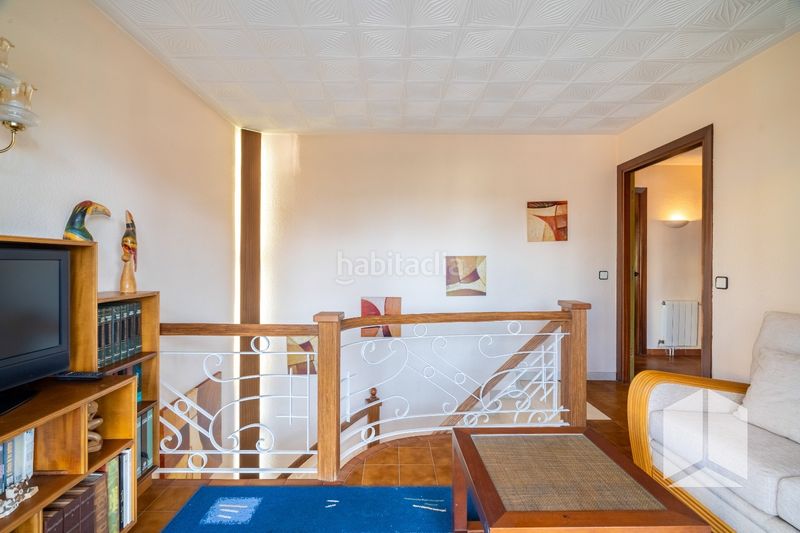 Foto 457b34ff-7d1a-49d9-8448-396dbfd4210a. Casa amb aparcament piscina a Montmar Castelldefels