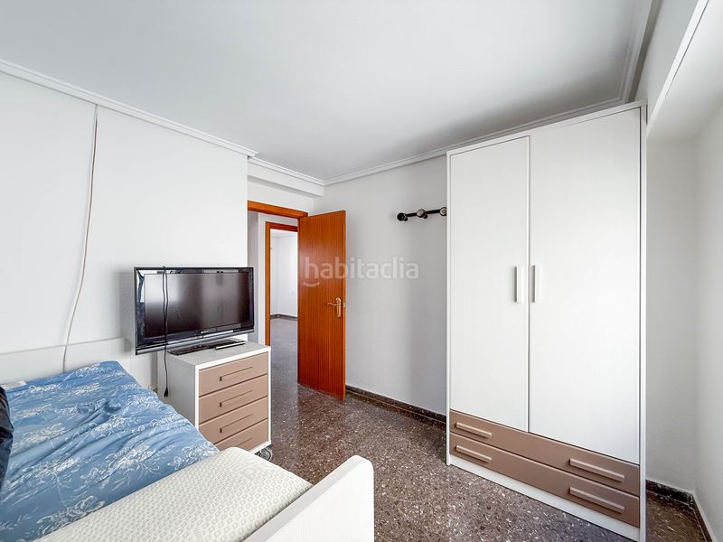 Foto 476a1fa1-a054-4031-b7e8-2778a7b87e3b. Pis a Camí Fondo Valencia