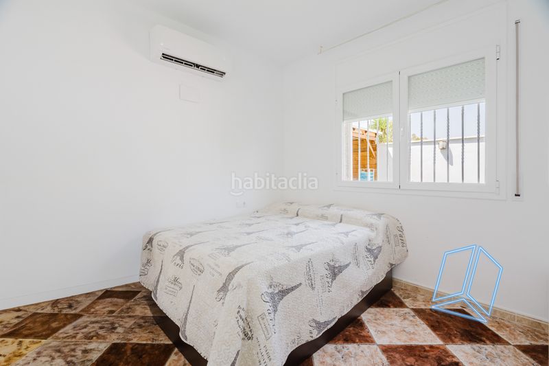 Foto cf75d8e8-615c-4dfd-b198-4e3126c74991. Xalet amb aparcament piscina a Canyelles