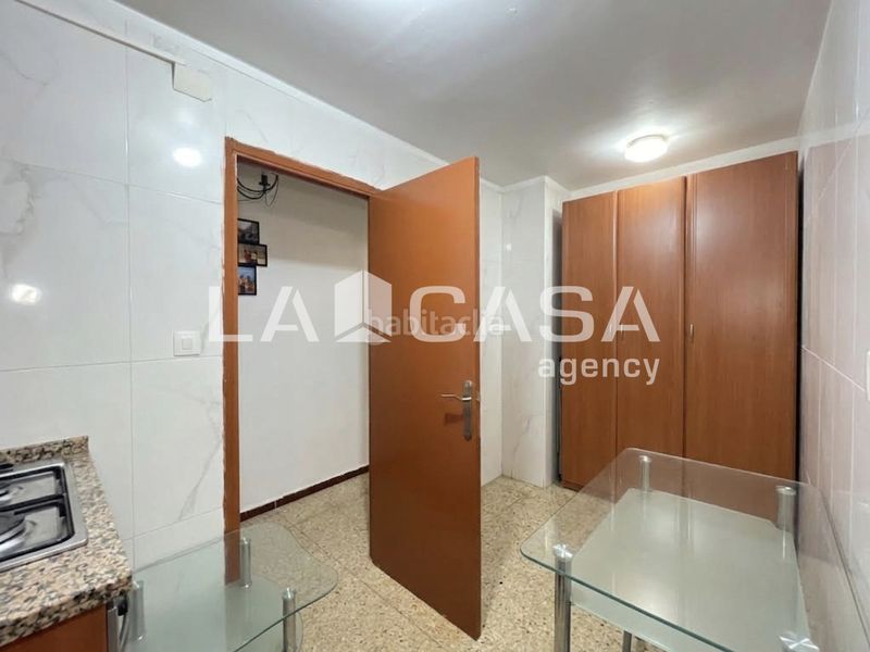 Foto d48f35ec-eb91-4474-9540-325bc53d0e79. Pis a La Salut Badalona
