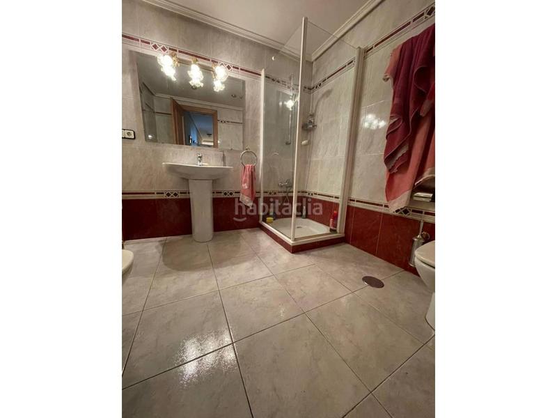 Foto 0358d801-d156-4b21-9095-75ffebdb820c. Pis amb aparcament a Centro Ciudad León