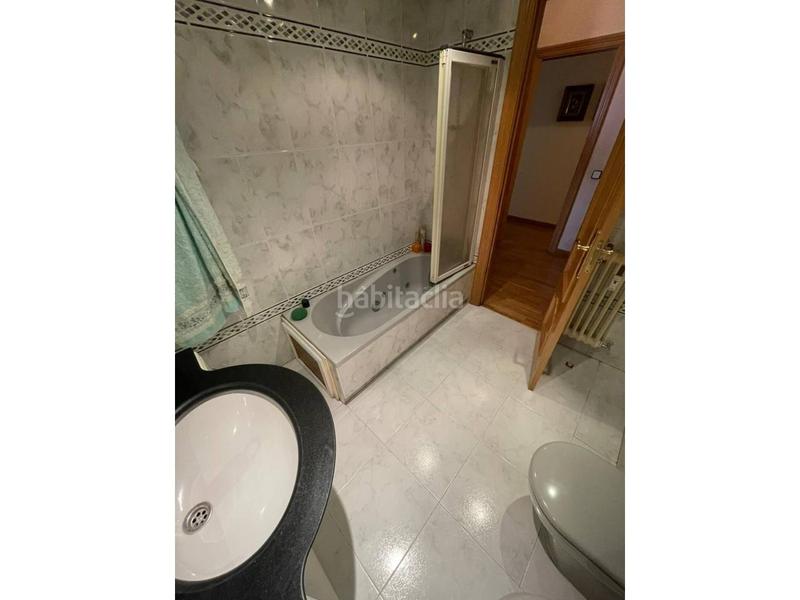 Foto 4a4afe21-7122-48d4-bf17-f8b0f2ed93ef. Pis amb aparcament a Centro Ciudad León