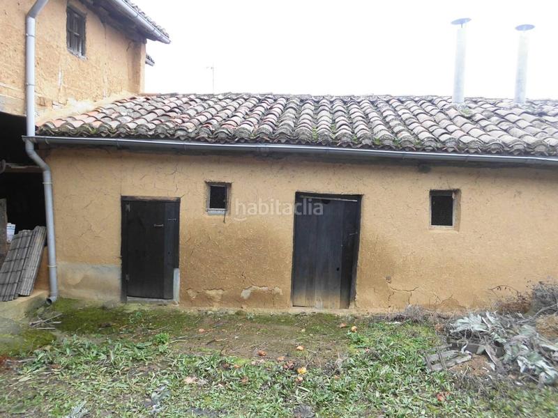 Foto 1c22b977-711b-44c7-b82d-b405c609dbc3. Casa amb aparcament a Valdefresno