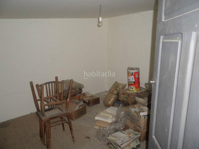 Foto 41e14069-46ff-42a5-b417-430da1bad4a2. Casa amb aparcament a Valdefresno