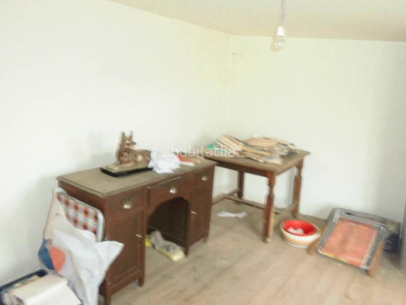 Foto 4b92fea0-4667-487c-b56c-26c3bec6f974. Casa amb aparcament a Valdefresno