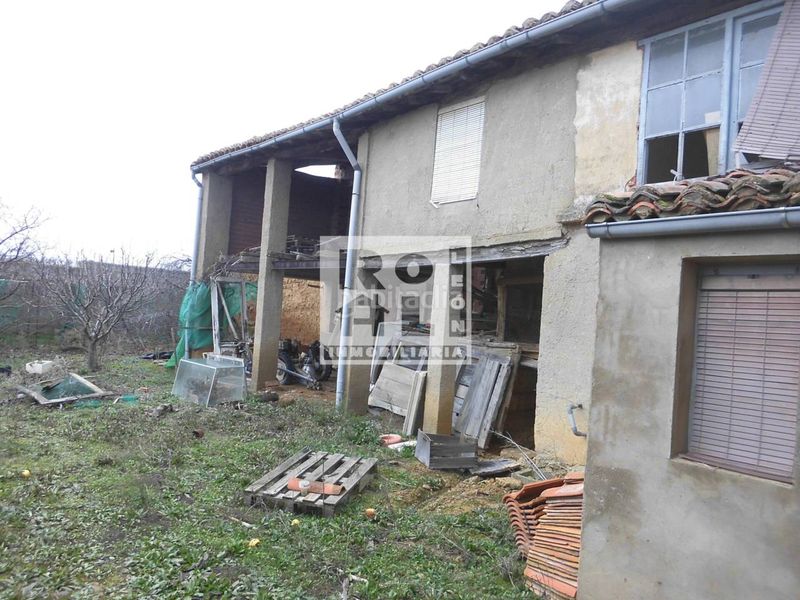 Foto 50a9d088-0fbb-4f84-8c23-d7ba29430fb4. Casa  en venta en Valdefresno