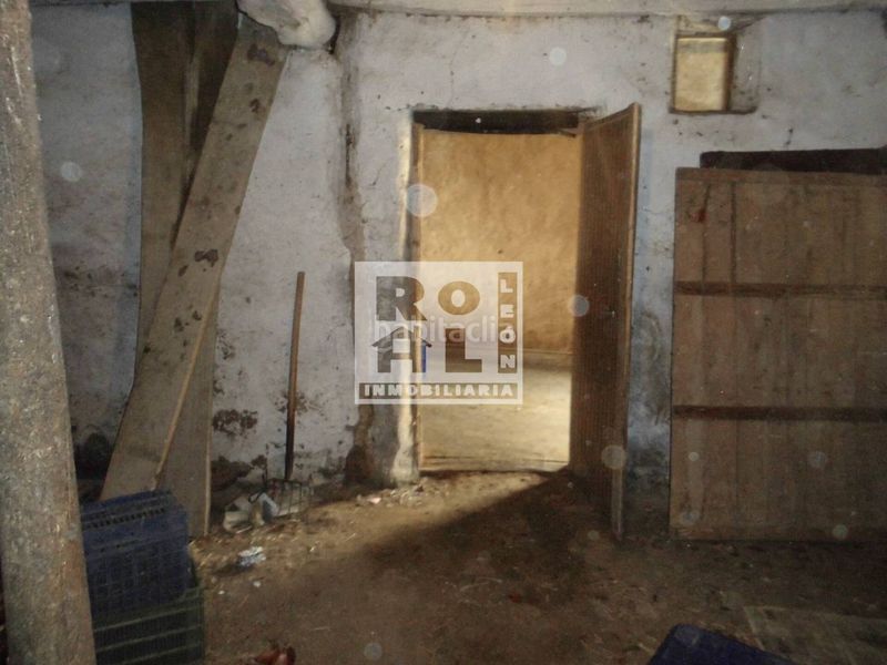 Foto 681c60f5-a792-48f8-8a56-cc535c1d4953. Casa  en venta en Valdefresno