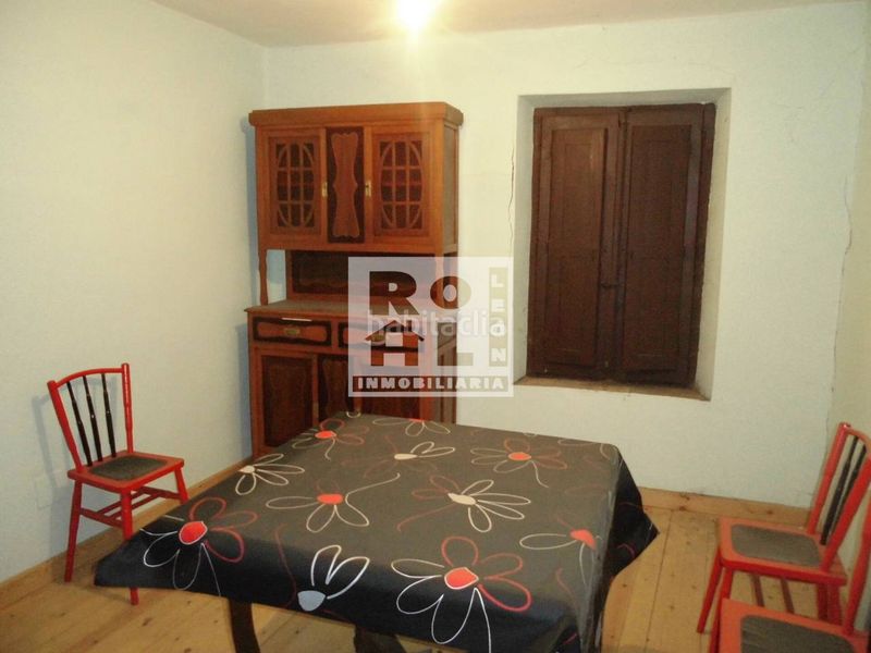 Foto 8bc018ab-c8ff-4514-9fa3-3ec6aa3c5653. Casa  en venta en Valdefresno