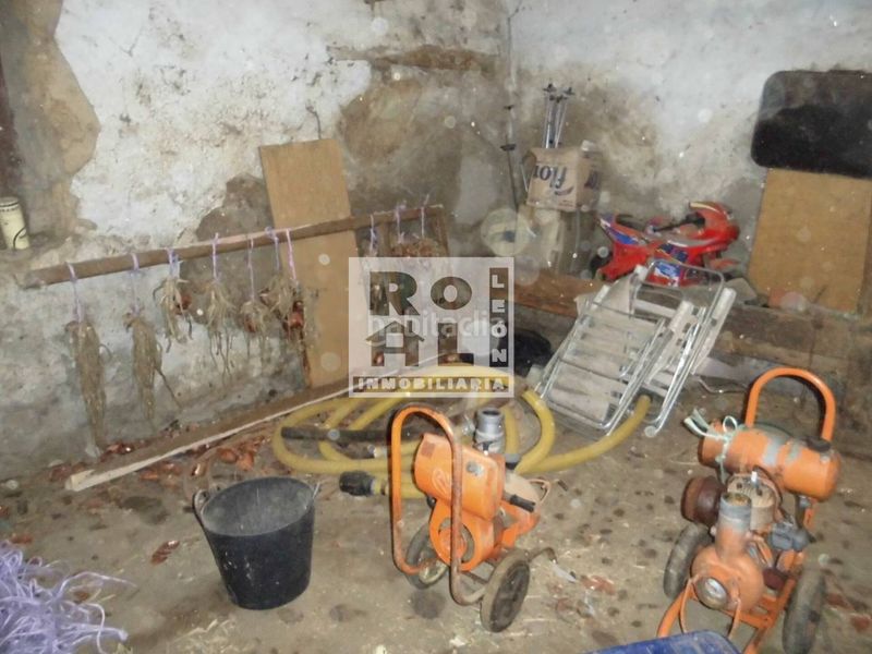 Foto a24ff9d6-709f-4fe4-af49-f5fd43407ddf. Casa  en venta en Valdefresno