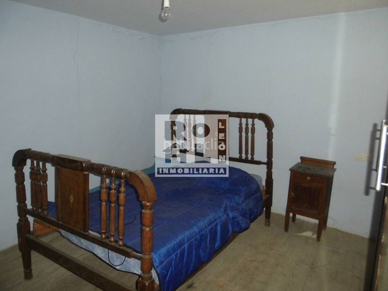 Foto ad38d98a-4db9-4707-a723-ea42d6356e9d. Casa  en venta en Valdefresno