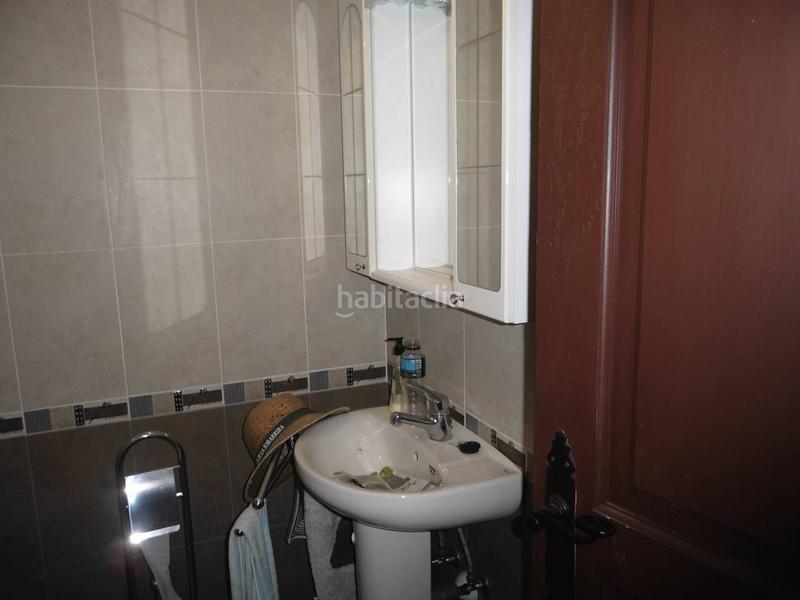 Foto af809f8b-b582-4e0b-9419-7dd408acb827. Casa amb aparcament a Valdefresno