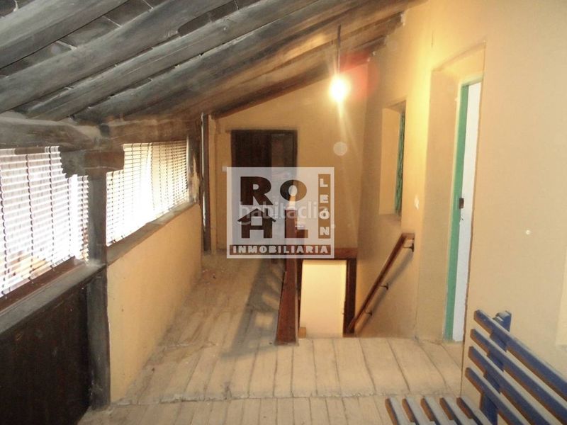 Foto bac3da37-2b00-44df-b65c-ef9776179fda. Casa  en venta en Valdefresno